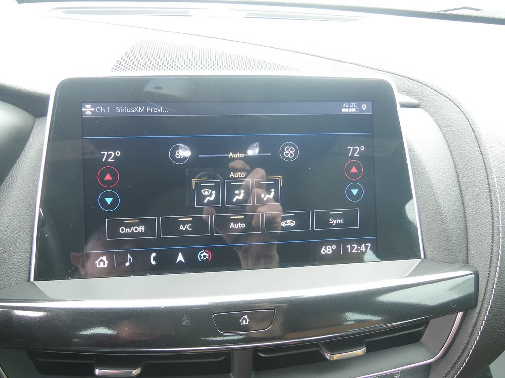 Used 2024 Cadillac CT5 V Blackwing w/ Carbon Fiber Package 2 RWD image 24
