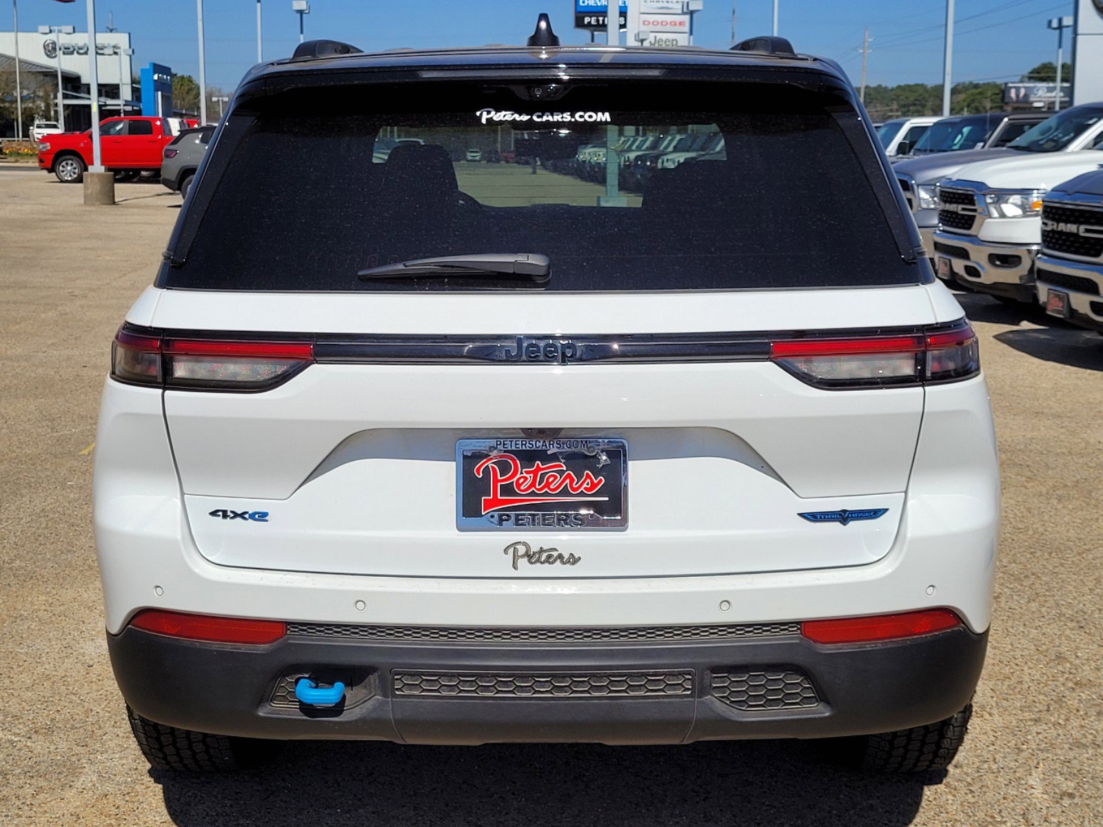 New 2022 Jeep Grand Cherokee Trailhawk w/ Advanced Protech Group II image 4