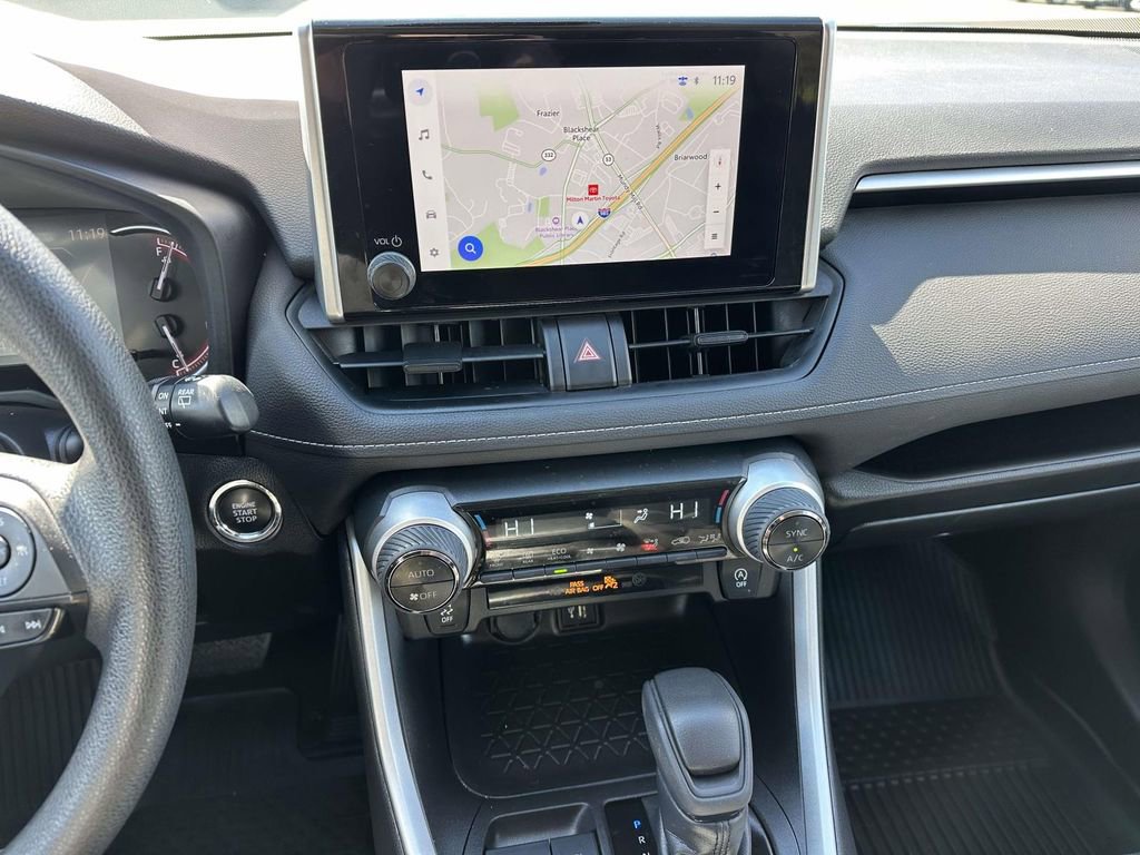 Used 2023 Toyota RAV4 XLE image 16