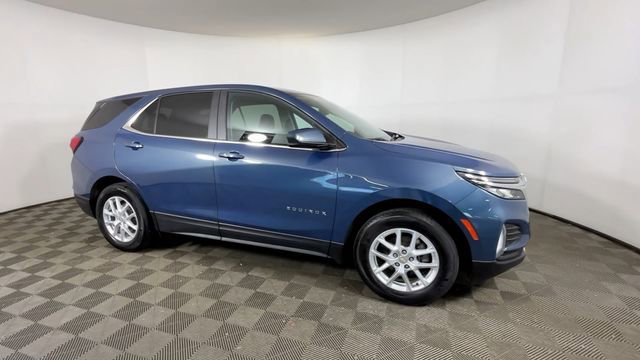 Used 2024 Chevrolet Equinox LT FWD image 2