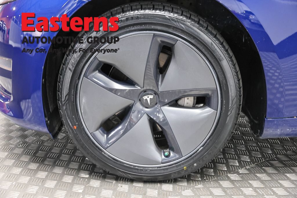 Used 2020 Tesla Model 3 Standard Range RWD image 29