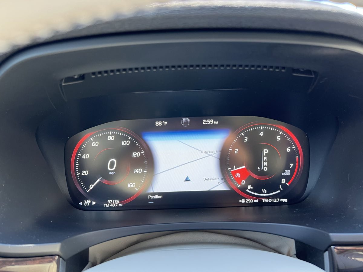 Used 2018 Volvo S90 T6 Momentum w/ Convenience Package image 26