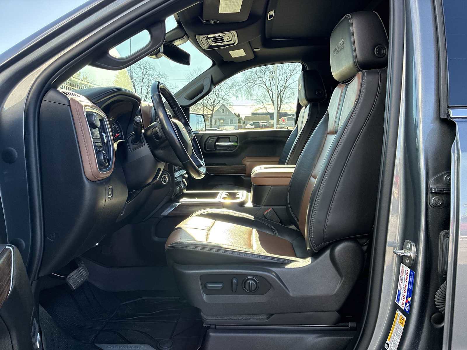 Used 2022 Chevrolet Silverado 1500 High Country image 20