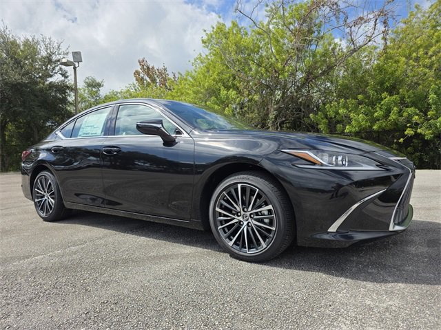 New 2025 Lexus ES 350 w/ Premium Package
