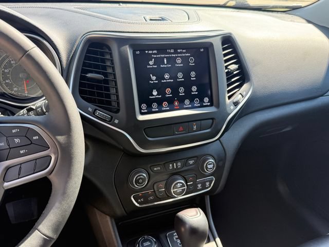 Used 2022 Jeep Cherokee Latitude Lux w/ Sun & Sound Group AWD/4WD image 19