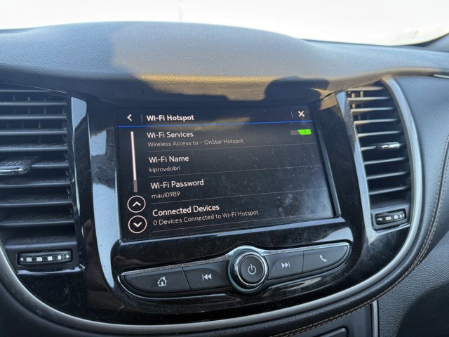 Used 2020 Chevrolet Trax LT w/ Redline Edition image 20