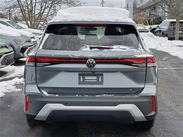 New 2025 Volkswagen Tiguan S image 4