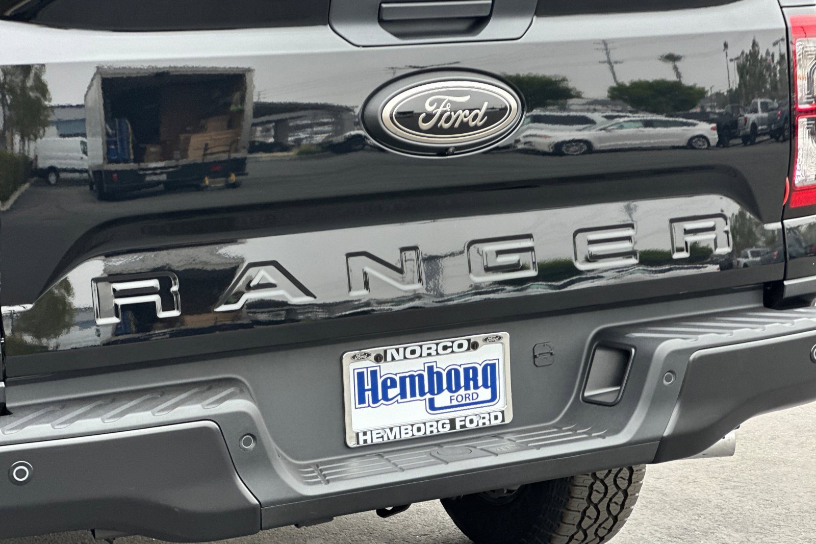 New 2025 Ford Ranger XLT w/ Black Appearance Package image 24