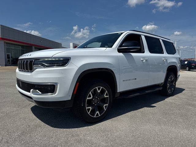 Used 2024 Jeep Wagoneer Series III AWD/4WD image 2