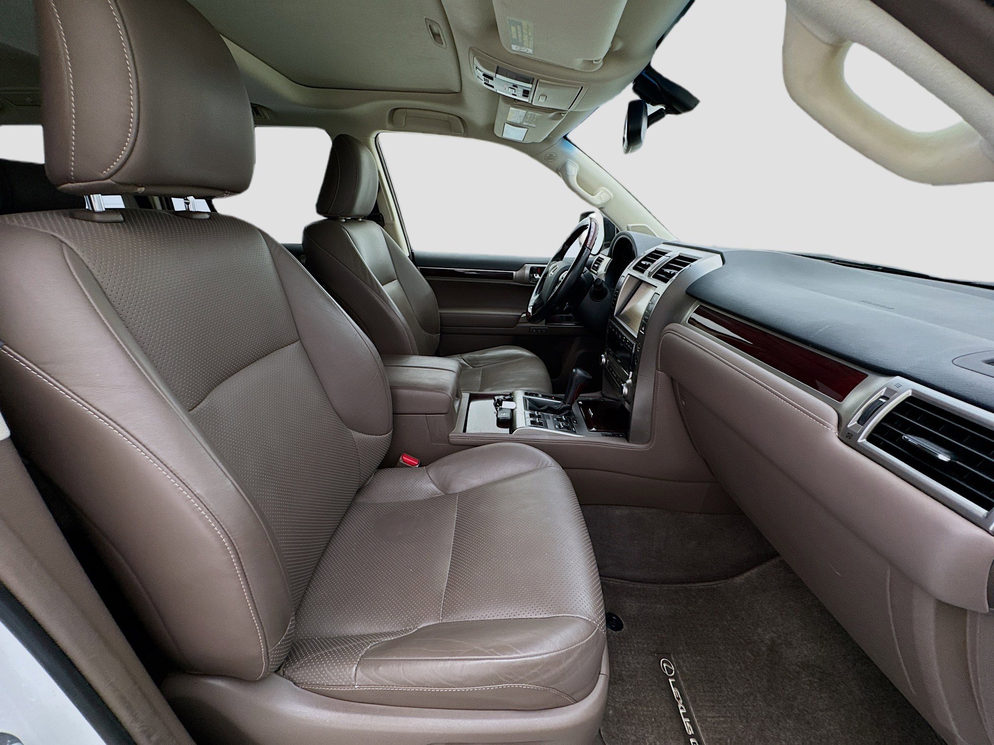 Used 2018 Lexus GX 460 Luxury w/ Preferred Accessory Package image 21