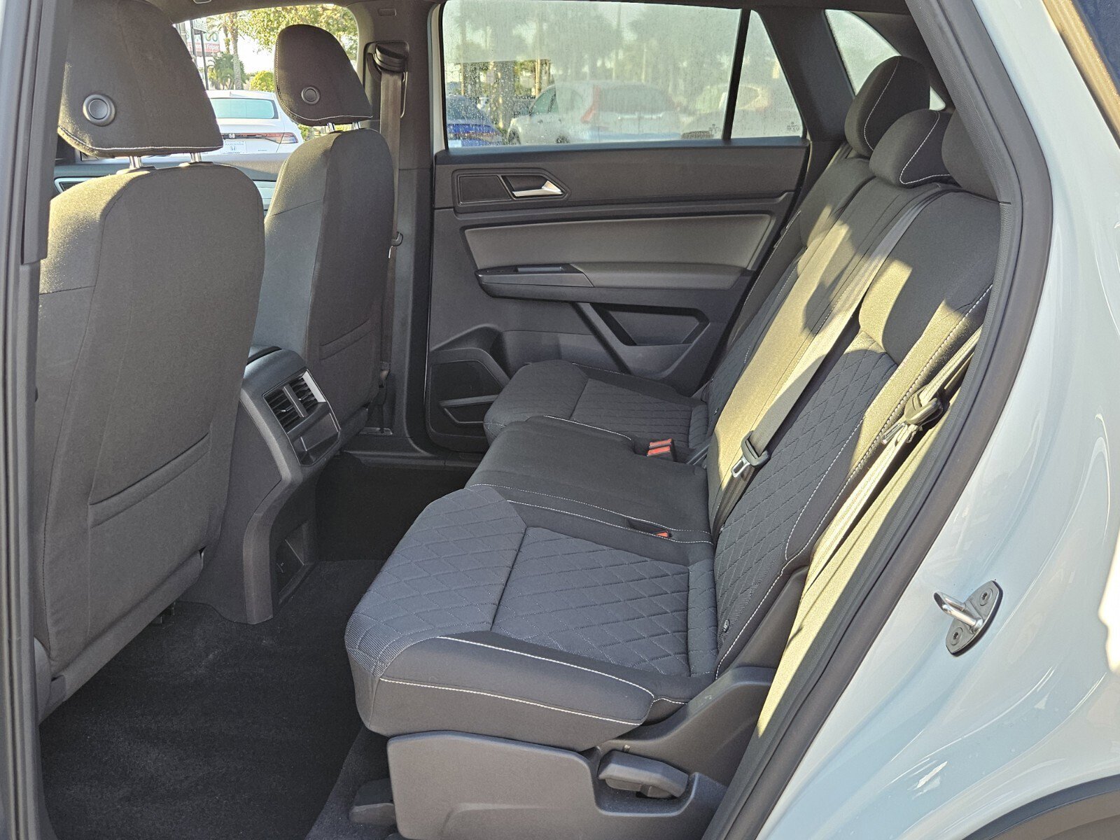 Used 2021 Volkswagen Atlas Cross Sport S image 14