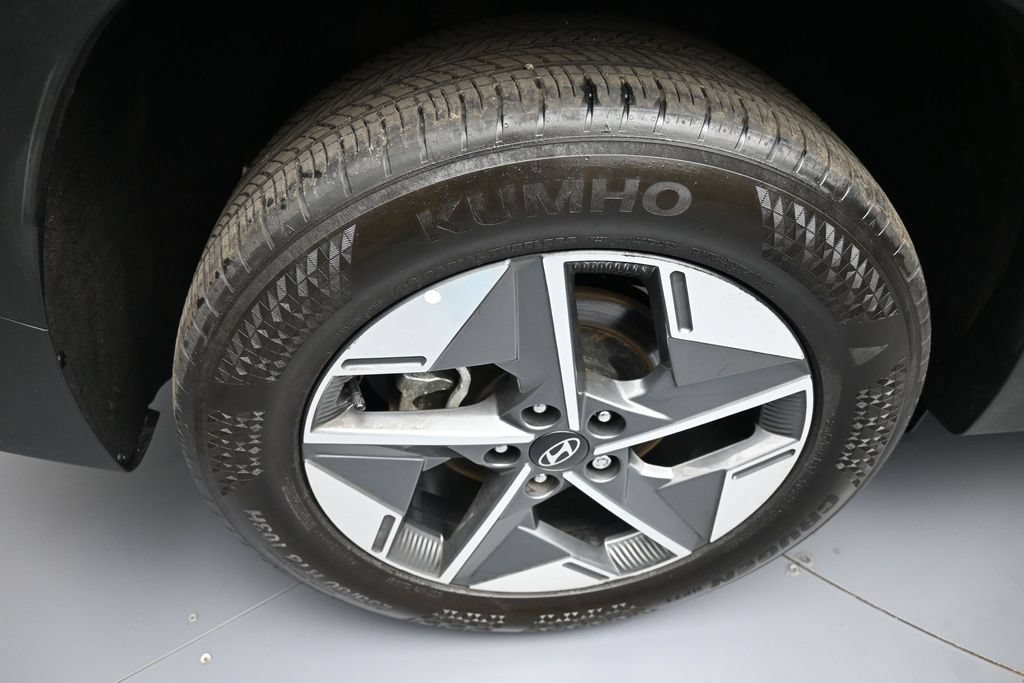 Certified 2025 Hyundai Tucson SEL AWD/4WD image 12