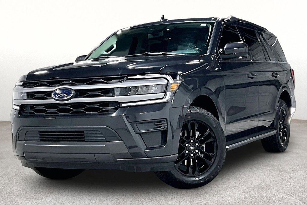 Used 2022 Ford Expedition XLT RWD image 14