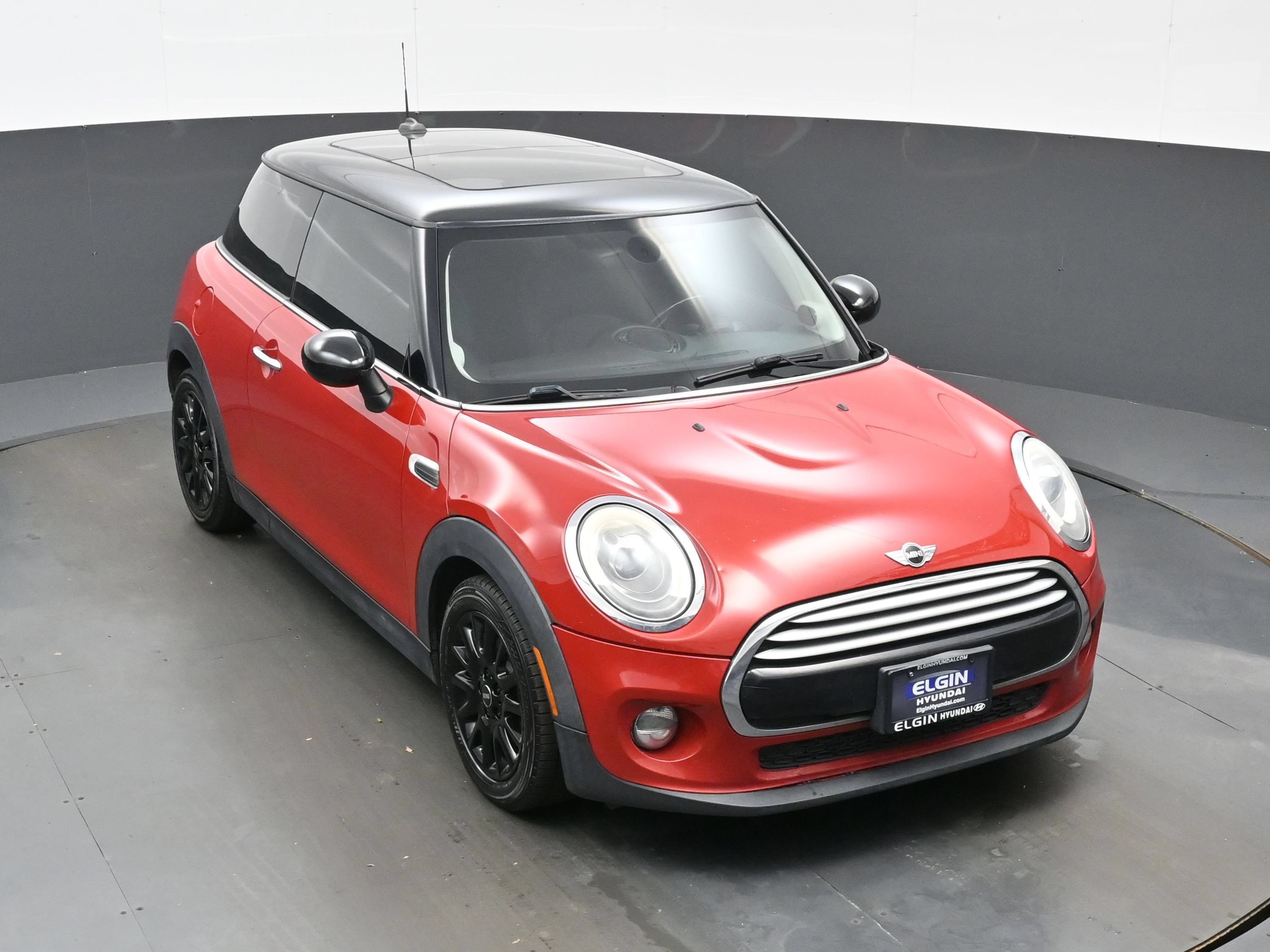 Used 2015 MINI Cooper 2-Door Hardtop FWD image 37