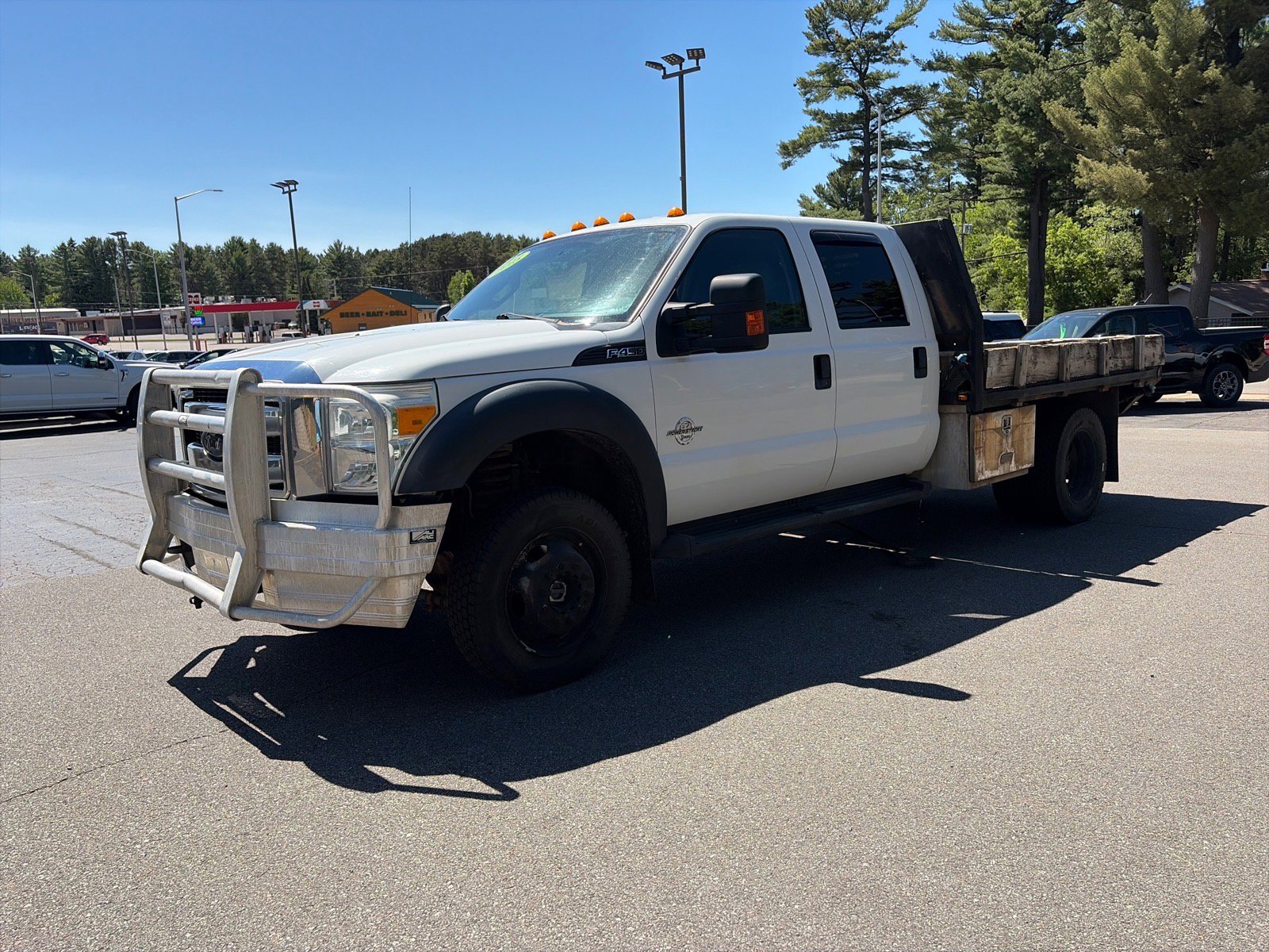 Used 2015 Ford F450 XL w/ Power Equipment Group AWD/4WD image 3