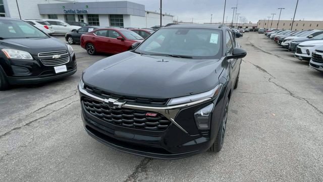 New 2026 Chevrolet Trax RS w/ Sunroof Package image 5