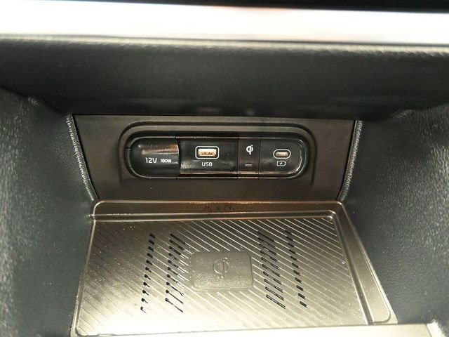 Used 2025 Kia Sportage EX image 28