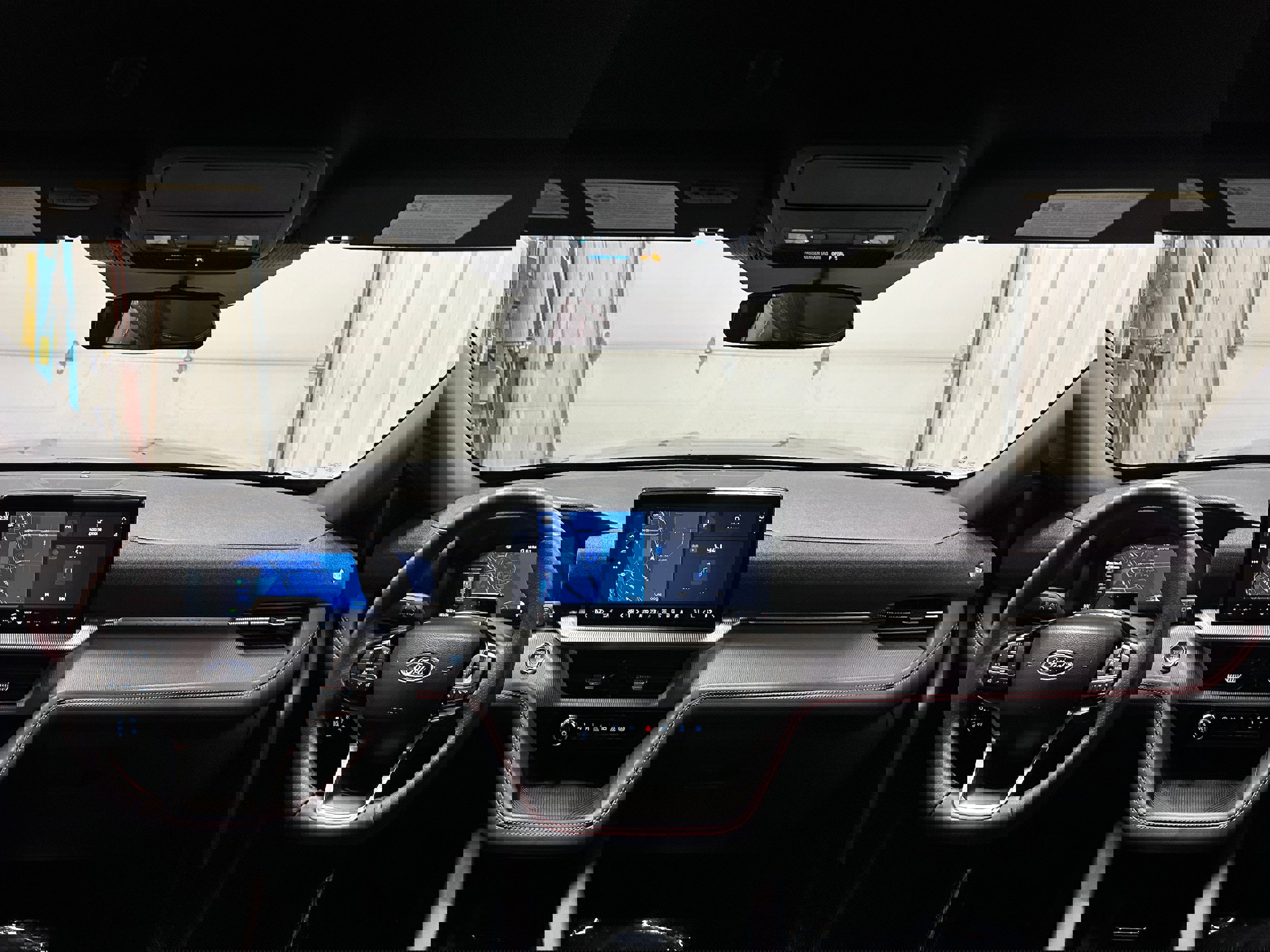 Certified 2025 Ford Explorer ST-Line image 2