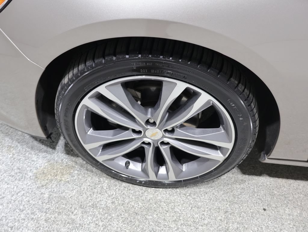 Used 2024 Chevrolet Malibu LT FWD image 10