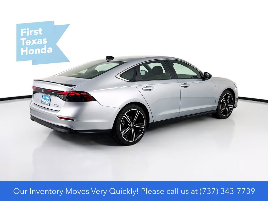 Used 2025 Honda Accord Sport image 9