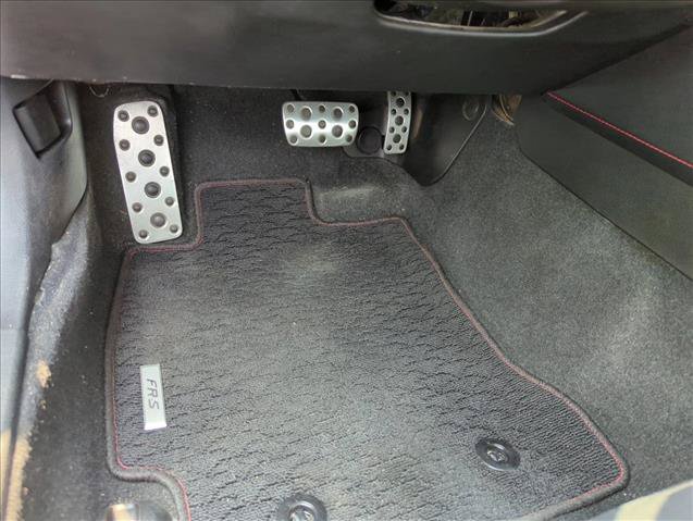 Used 2015 Scion FR-S RWD image 19