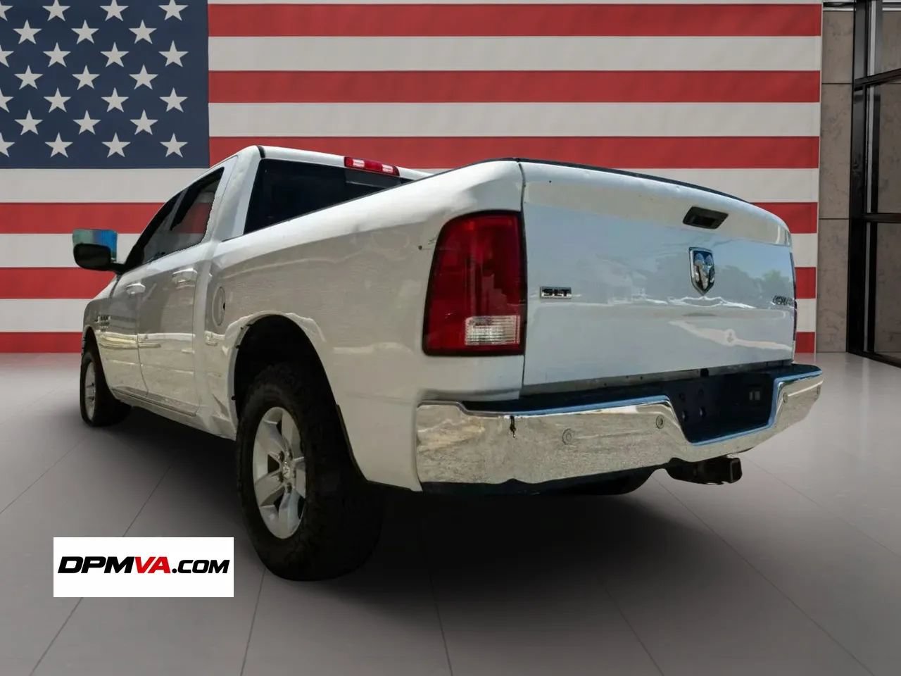 Used 2019 RAM 1500 Classic SLT w/ Protection Group AWD/4WD image 5