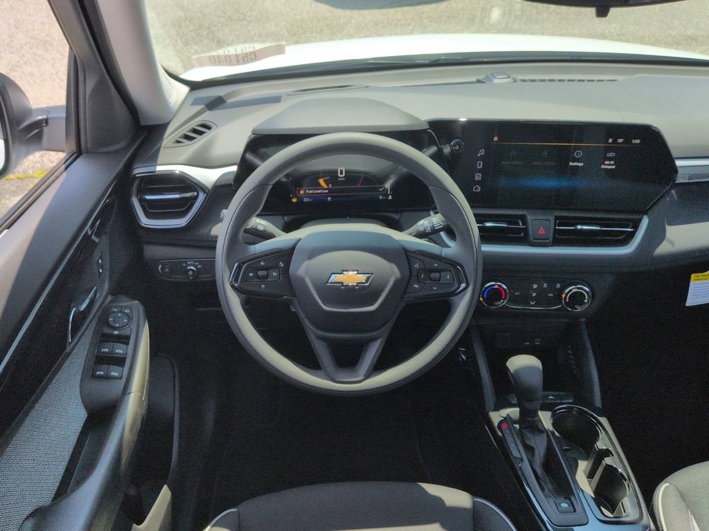 New 2026 Chevrolet TrailBlazer LS FWD image 12