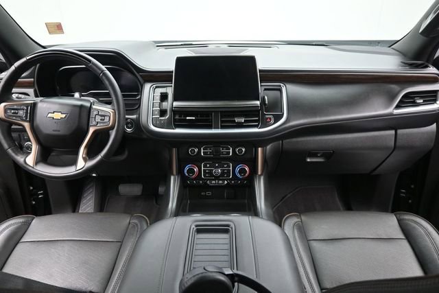 Used 2023 Chevrolet Tahoe High Country w/ Advanced Technology Package RWD image 16