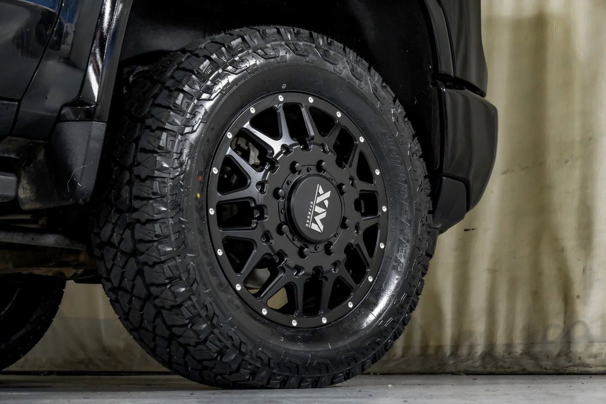 Used 2024 Chevrolet Silverado 3500 LTZ w/ LTZ Convenience Package image 55