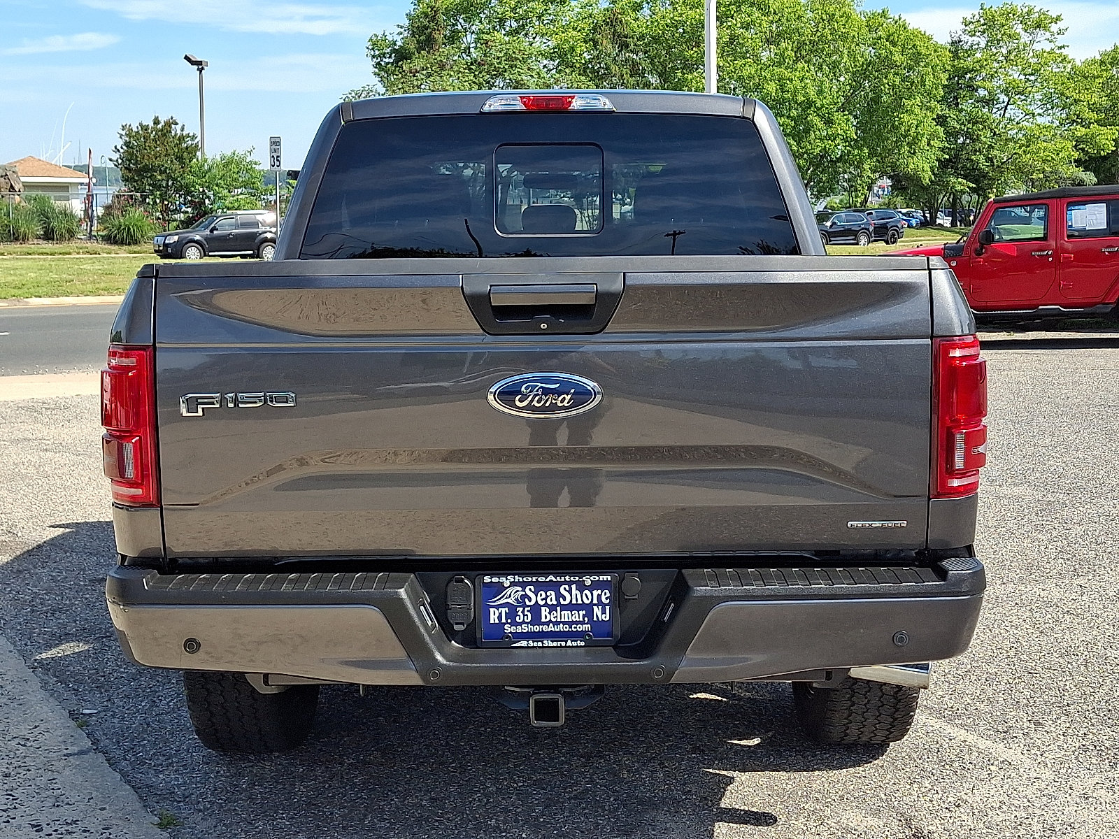 Used 2015 Ford F150 XLT w/ Equipment Group 302A Luxury AWD/4WD image 5