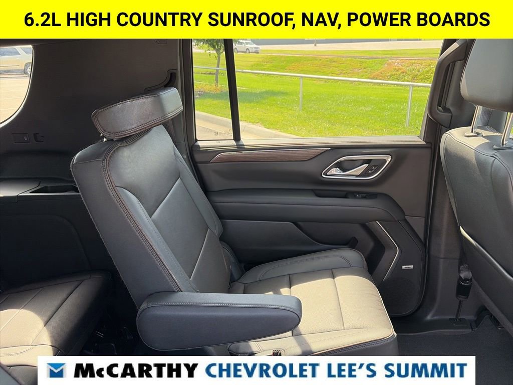 Used 2023 Chevrolet Suburban High Country w/ Premium Package 2 AWD/4WD image 50