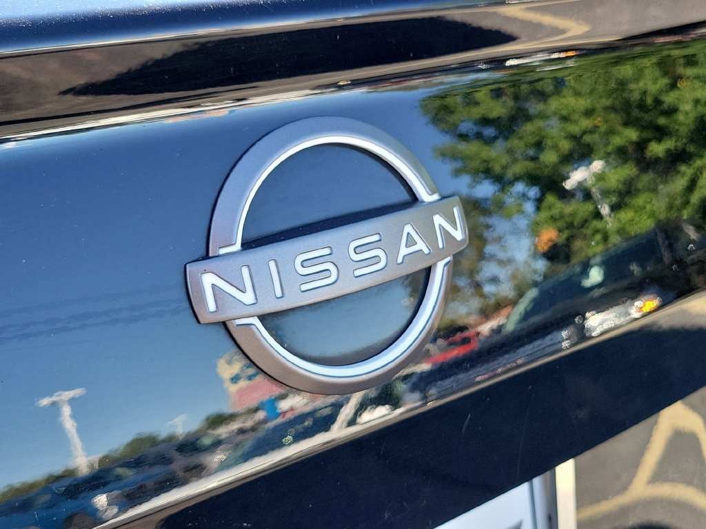 Used 2025 Nissan Altima 2.5 SV FWD image 19