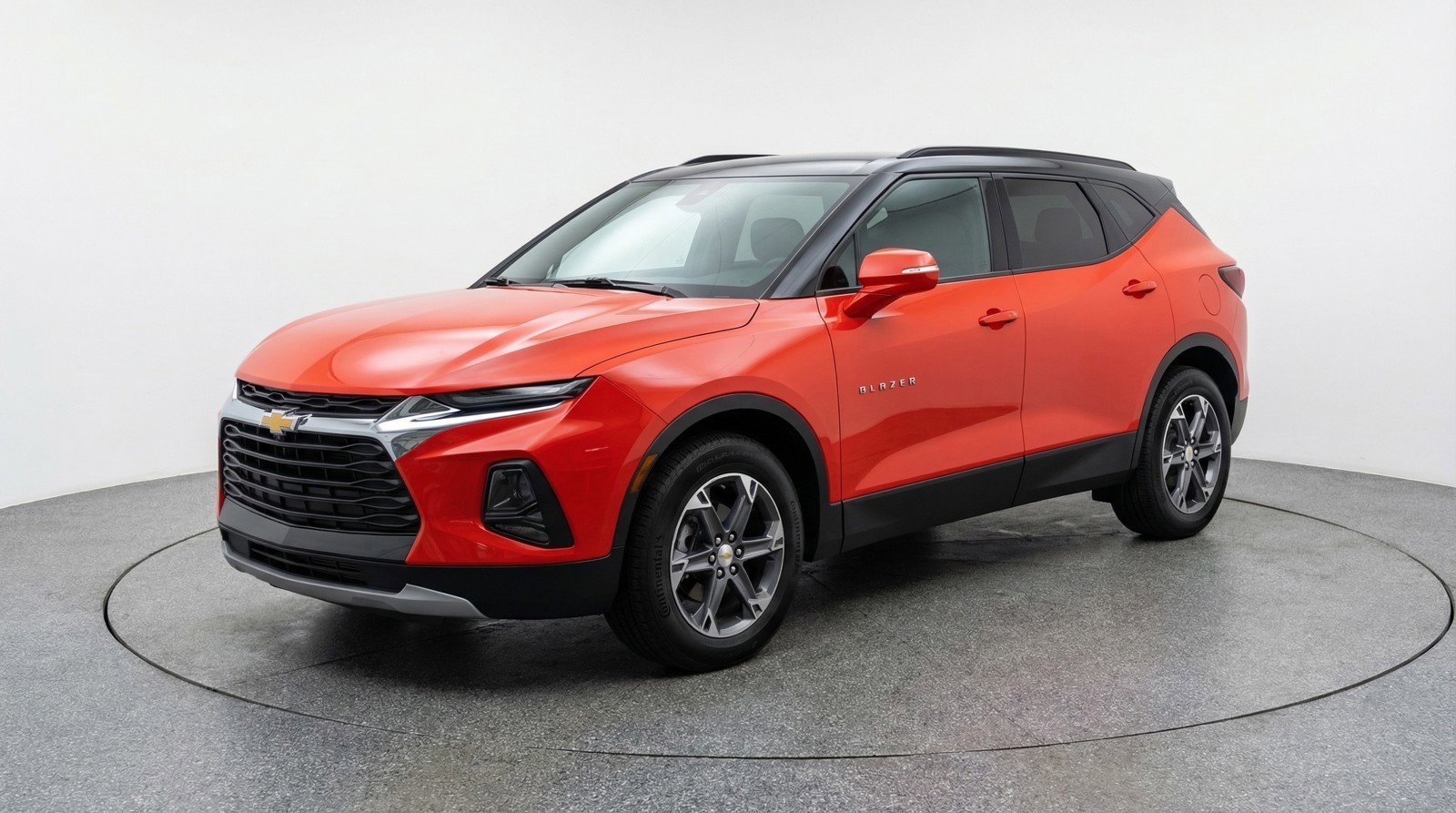 Used 2025 Chevrolet Blazer LT image 3