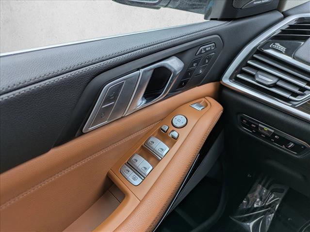 Used 2019 BMW X7 xDrive40i w/ Premium Package image 19
