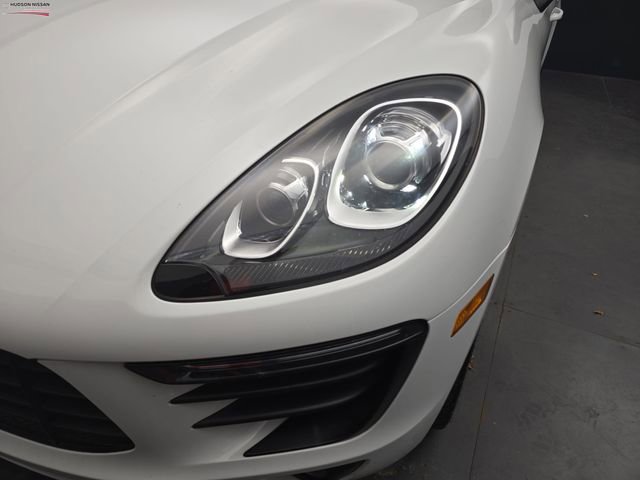 Used 2018 Porsche Macan S image 14