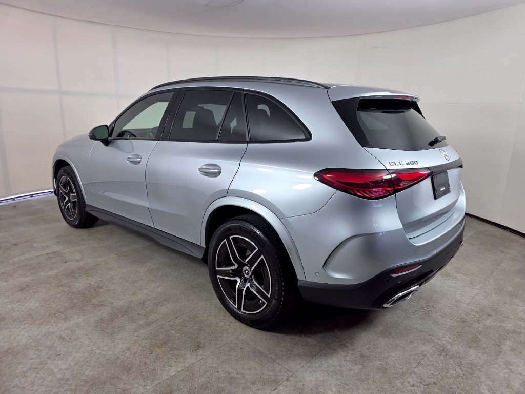 Certified 2024 Mercedes-Benz GLC 300 4MATIC image 4