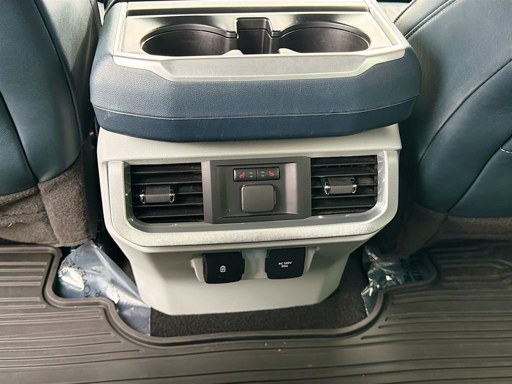 Used 2023 Ford F150 Limited image 21