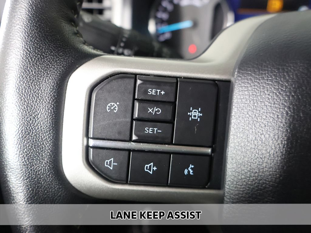Used 2022 Ford Expedition Max XLT AWD/4WD image 3