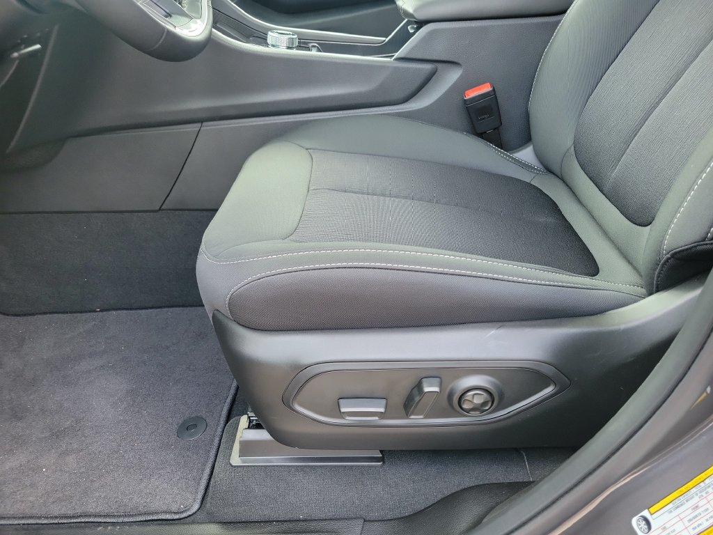 New 2026 Jeep Grand Cherokee Laredo X AWD/4WD image 16