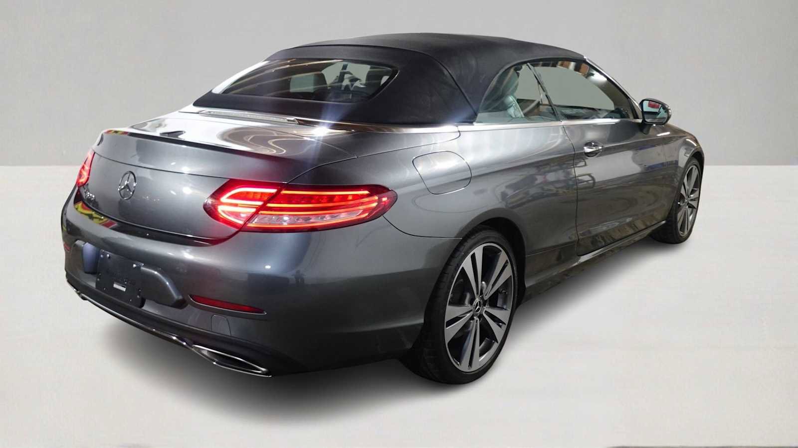 Used 2017 Mercedes-Benz C 300 Cabriolet image 5