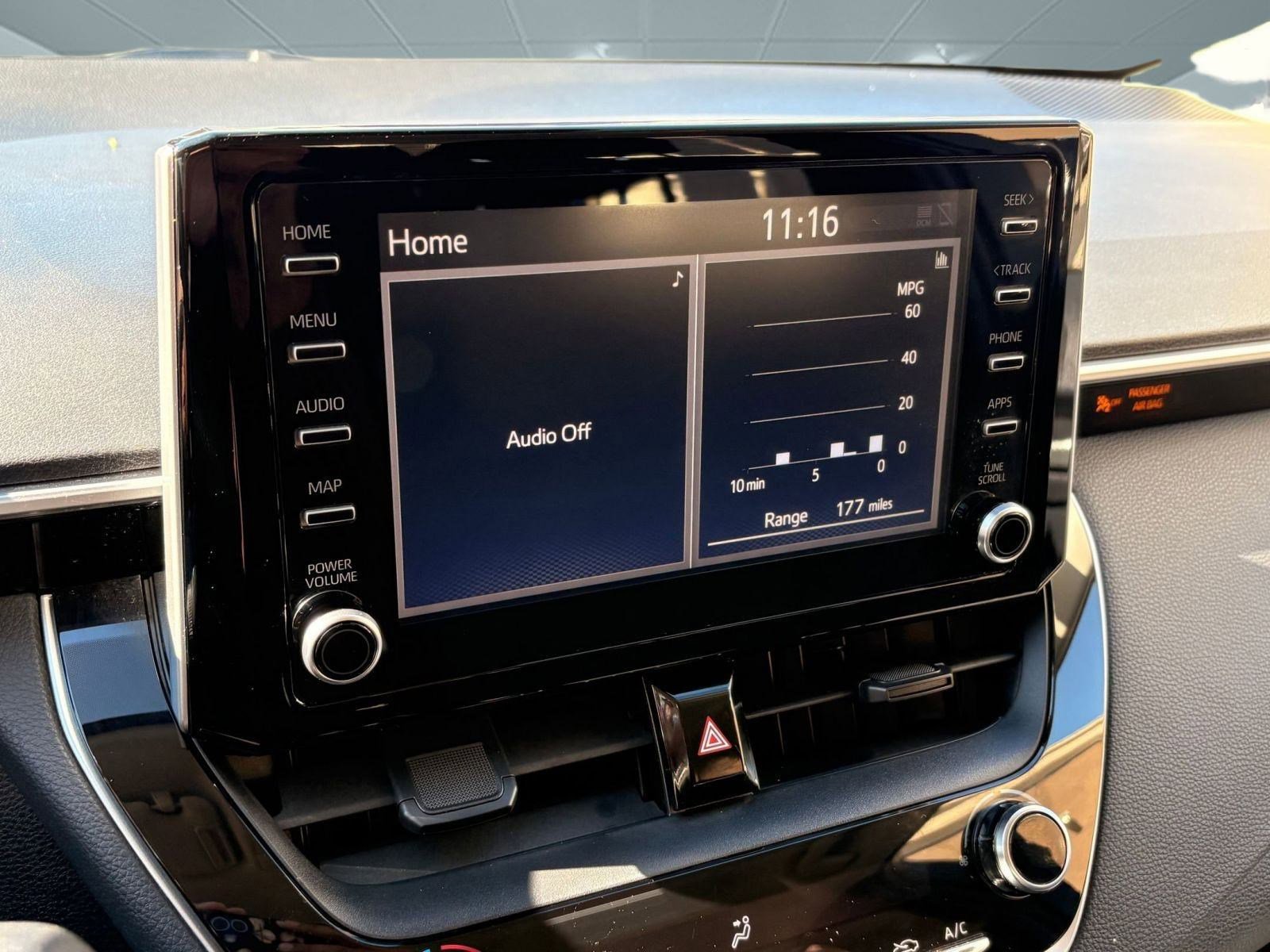 Used 2020 Toyota Corolla LE image 27