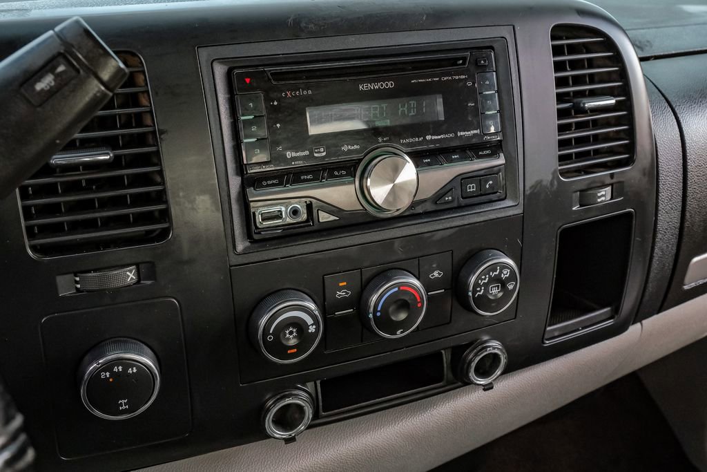 Used 2008 Chevrolet Silverado 2500 LT w/ Suspension Package, Off-Road image 20