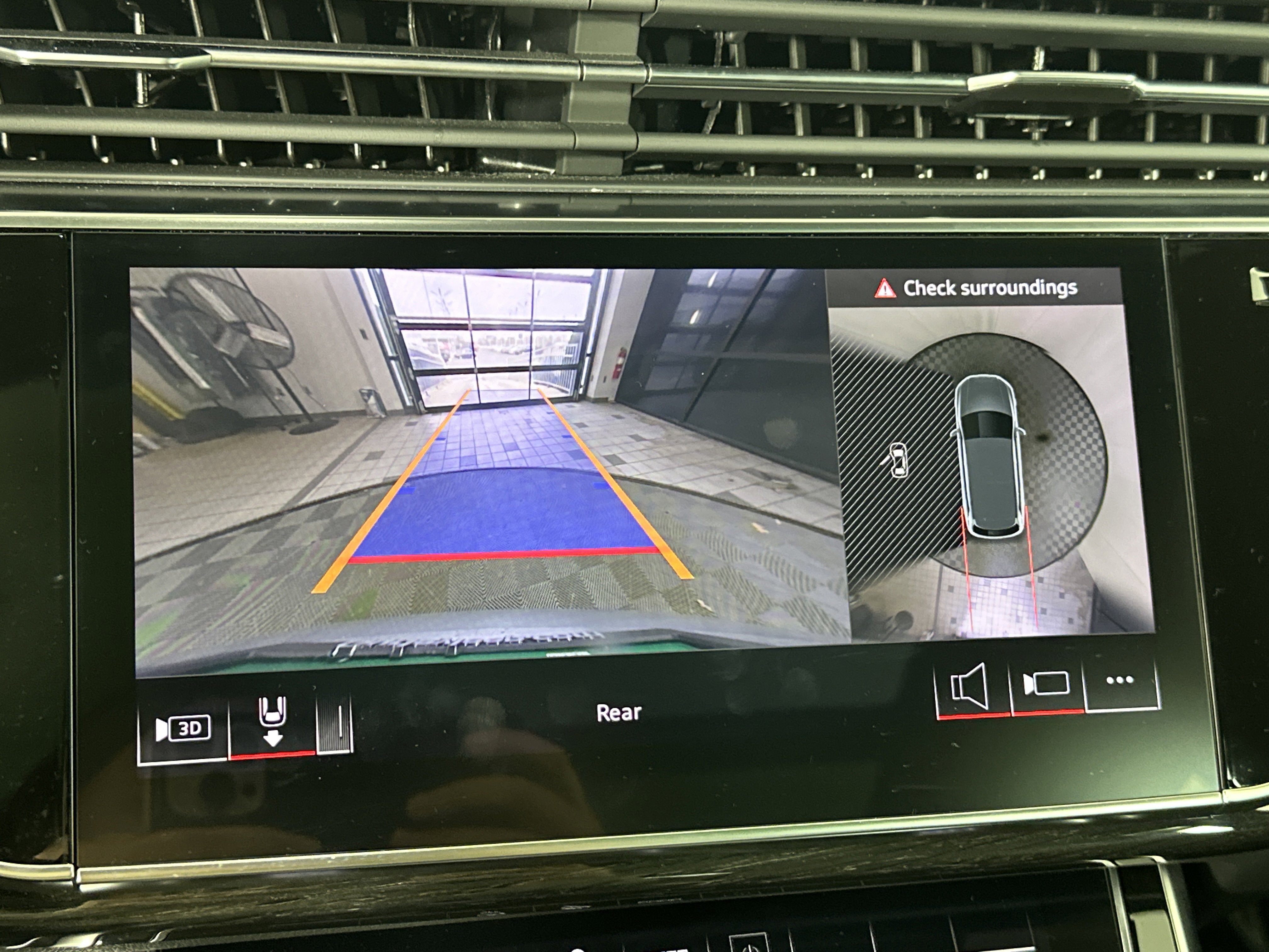 Certified 2025 Audi Q7 2.0T Premium Plus image 25