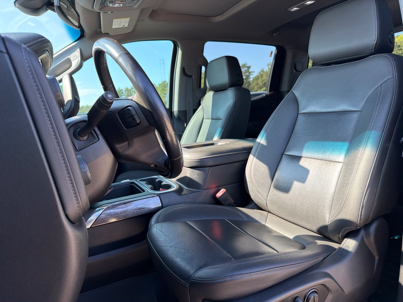 Used 2021 Chevrolet Silverado 1500 LTZ w/ Safety Package II RWD image 8
