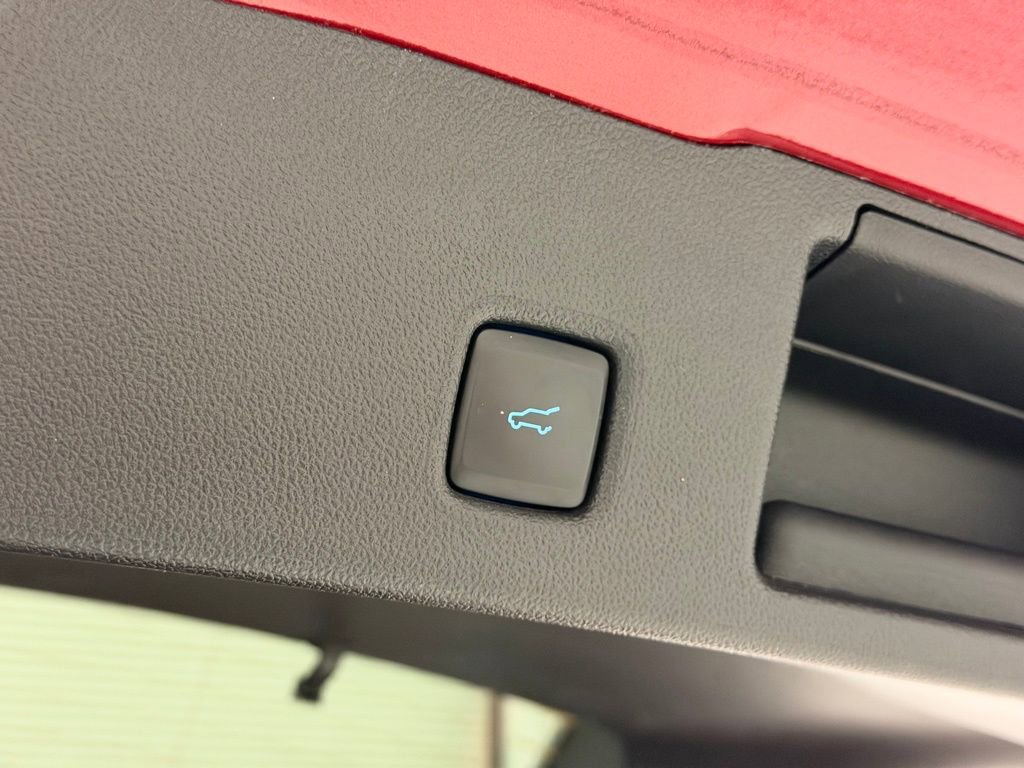 Used 2024 Ford Escape ST-Line image 5