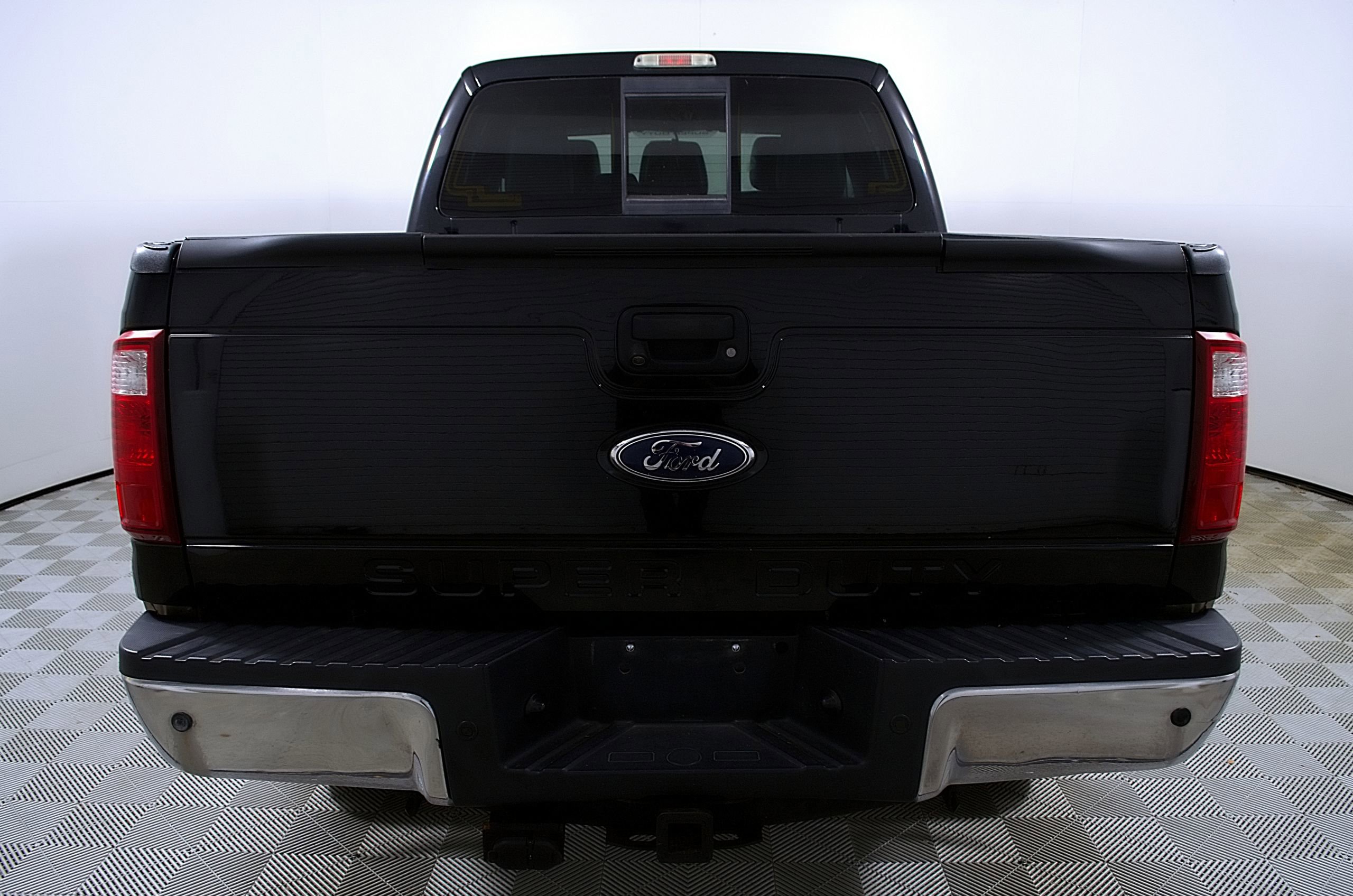 Used 2012 Ford F350 Lariat w/ Chrome Pkg image 8