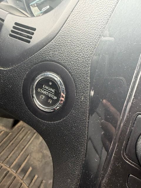 Used 2017 Ford Explorer XLT AWD/4WD image 42