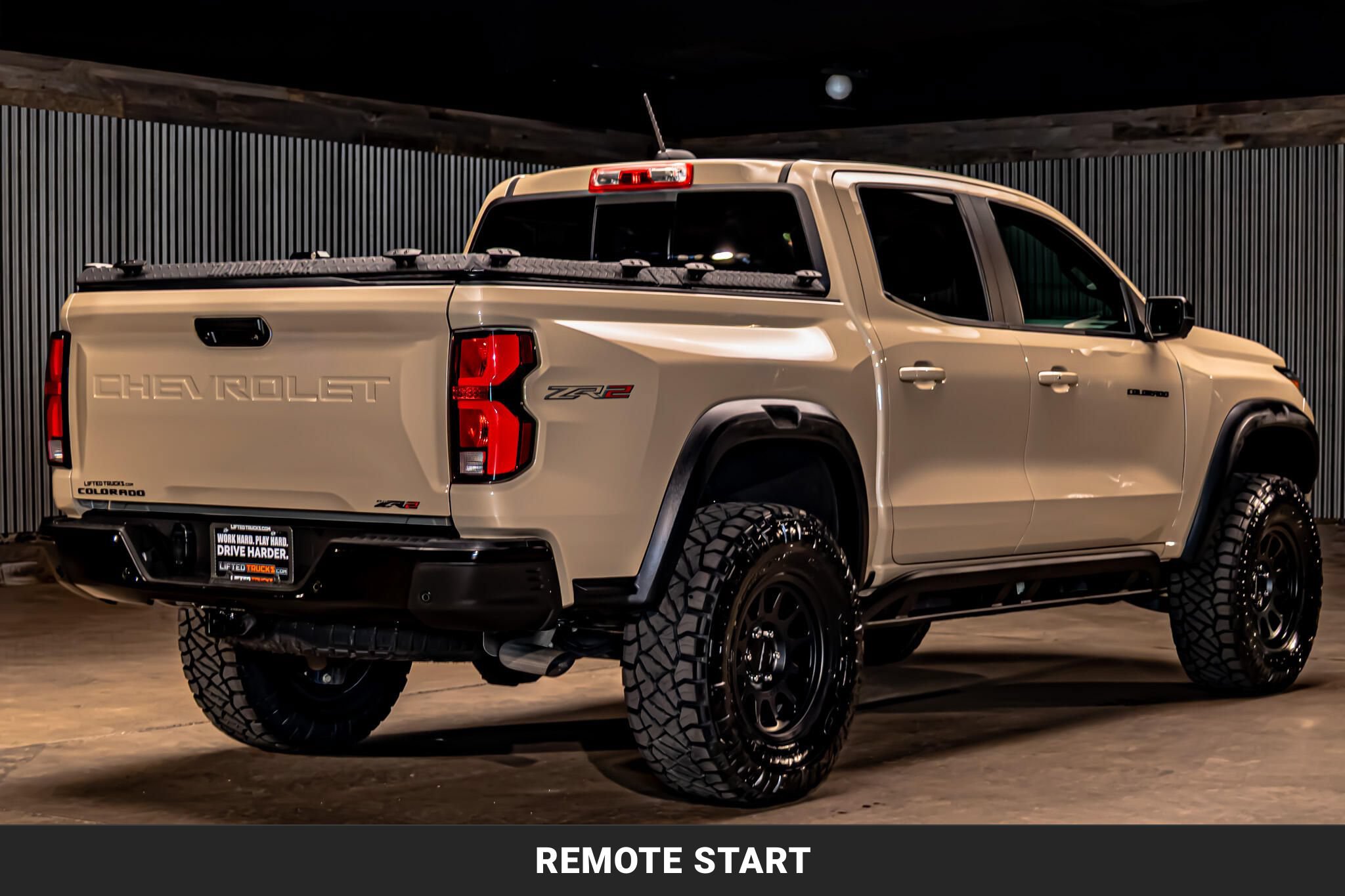 Used 2023 Chevrolet Colorado ZR2 w/ ZR2 Convenience Package III AWD/4WD image 10
