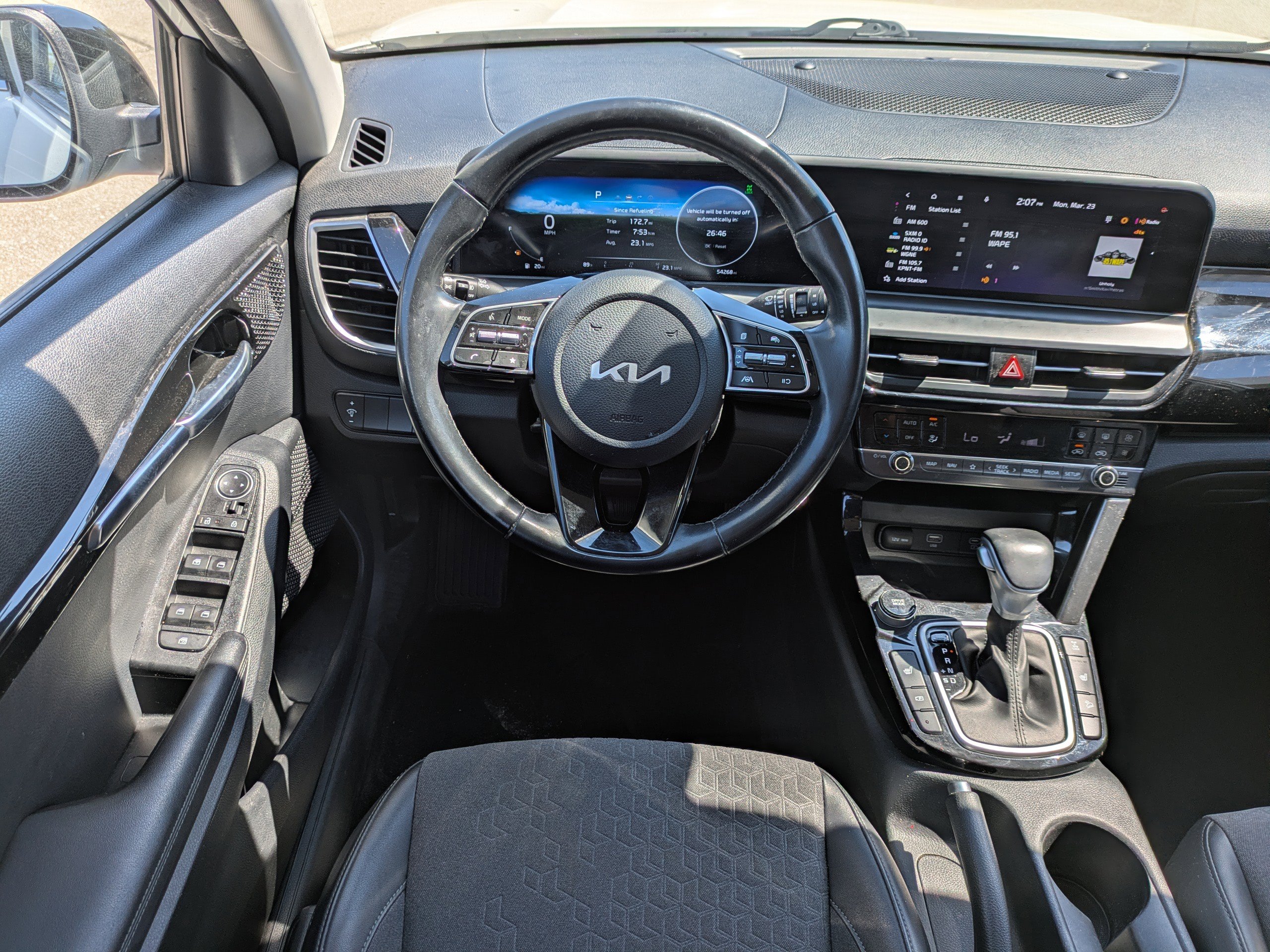 Used 2024 Kia Seltos X-Line AWD/4WD image 17