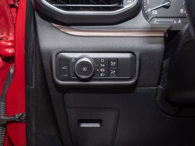 Used 2021 Ford Explorer Limited w/ Equipment Group 301A AWD/4WD image 12
